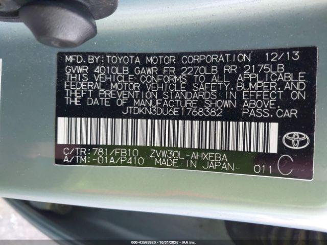 Toyota Prius Two Image 13