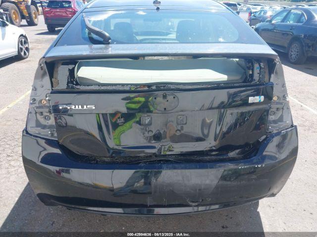 Toyota Prius Iii Image 3