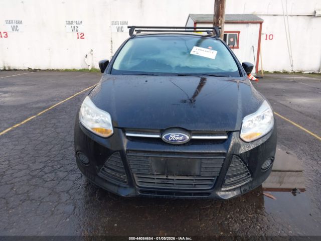 Ford Focus Se Image 6