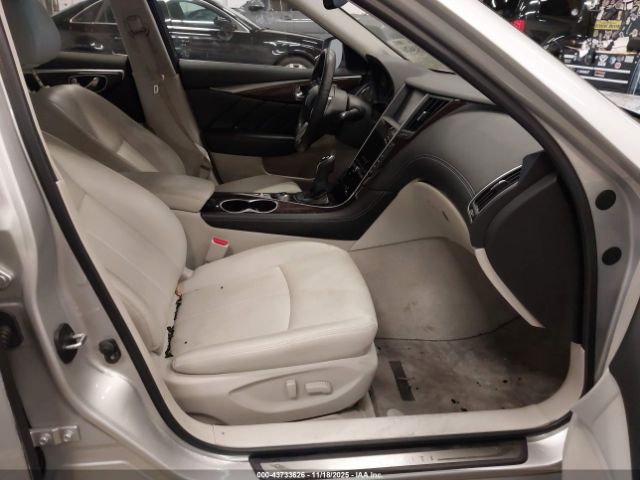 INFINITI Q50 3.0t Luxe Image 4