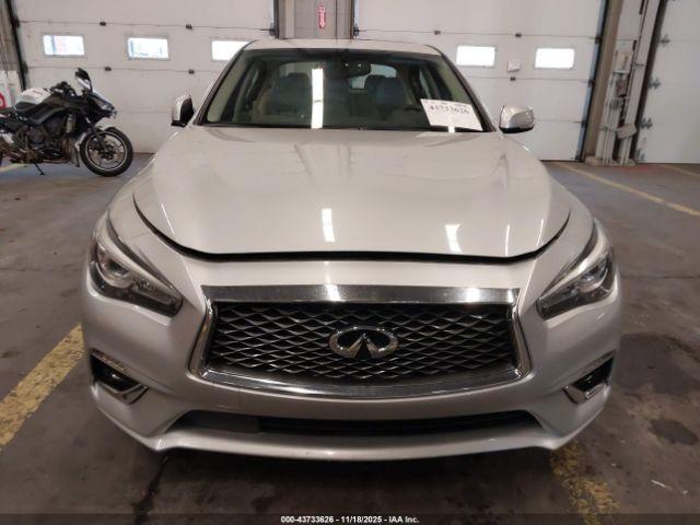 INFINITI Q50 3.0t Luxe Image 13