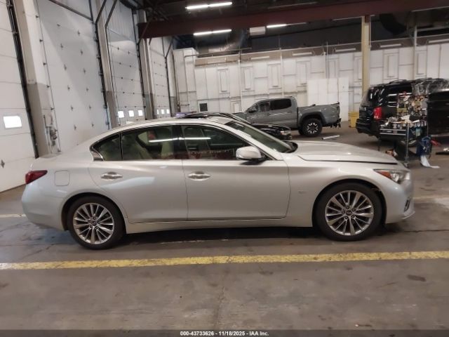 INFINITI Q50 3.0t Luxe Image 11