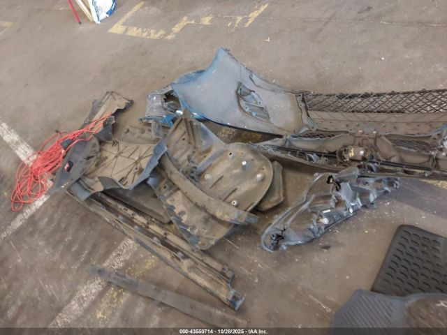 Toyota Camry Se Image 17