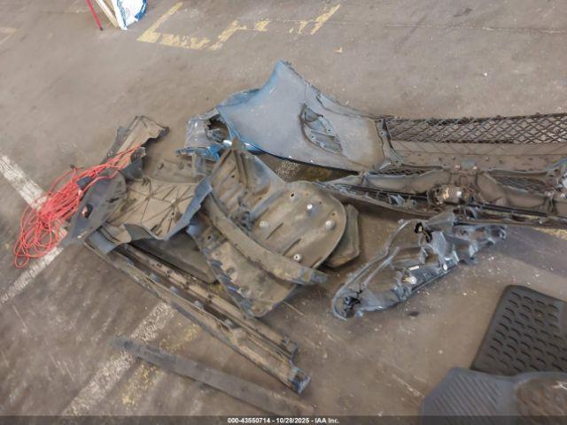 Toyota Camry Se Image 17