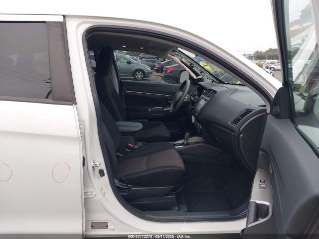 Mitsubishi Outlander 2.0 Es Image 7