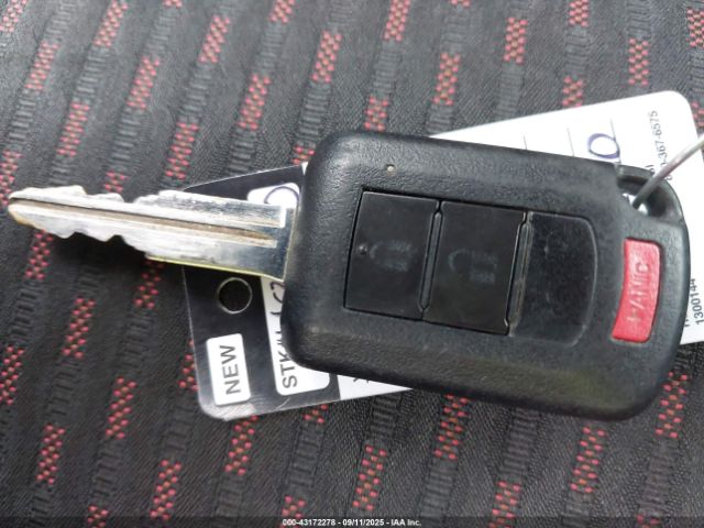 Mitsubishi Outlander 2.0 Es Image 13