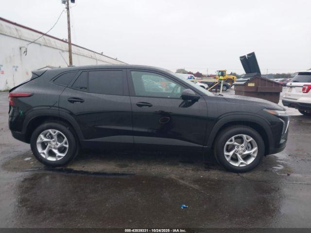 Chevrolet Trax Fwd Ls Image 3