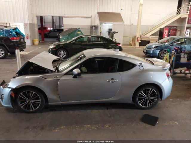 Scion FR-S Image 4