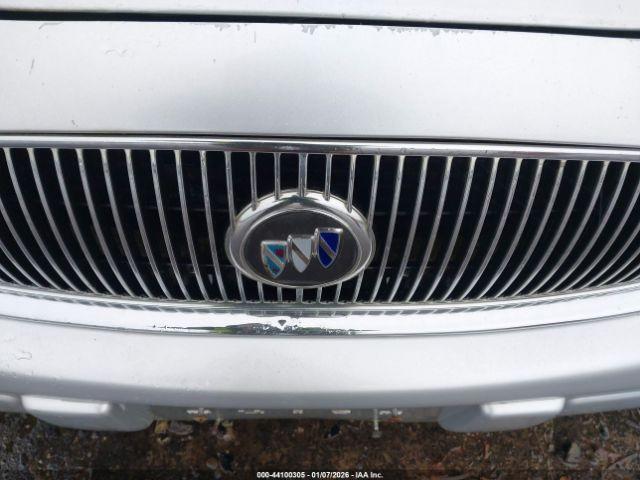 Buick LeSabre Limited Image 9