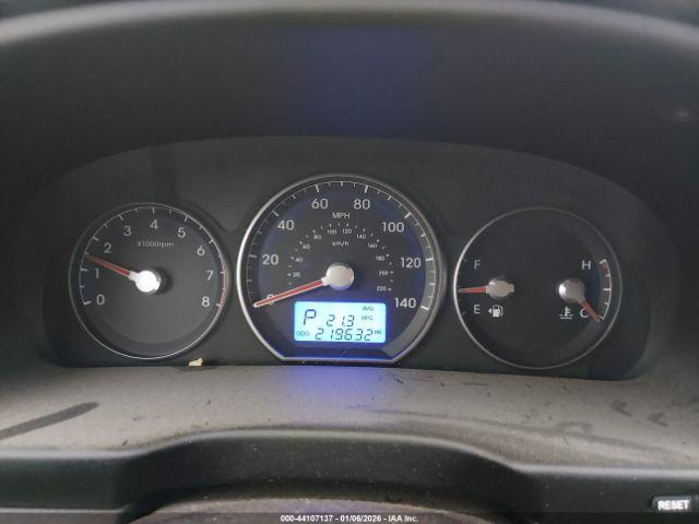 Hyundai SANTA FE Limited V6 Image 9