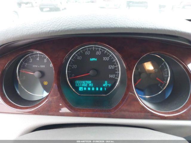 Buick Lucerne Cxl Image 8