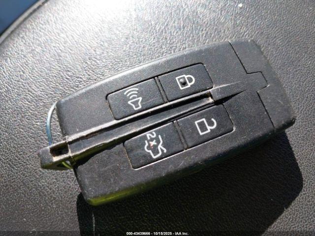 Ford Taurus Sel Image 8