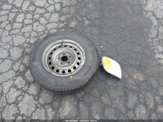 Toyota Tacoma Image 12