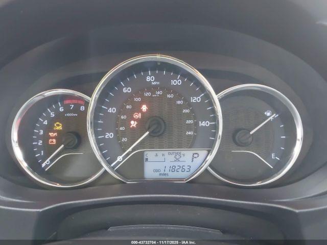 Toyota Corolla Le Plus Image 5