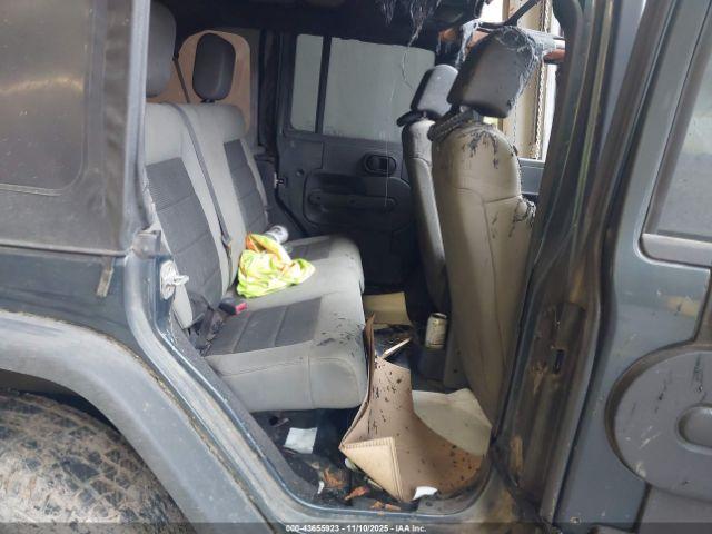 Jeep Wrangler Unlimited X Image 10