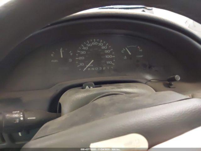 Chevrolet Cavalier Image 5