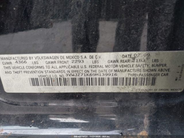 Volkswagen Jetta S Image 10