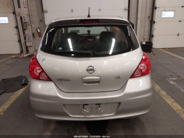 Nissan Versa 1.8sl Image 11