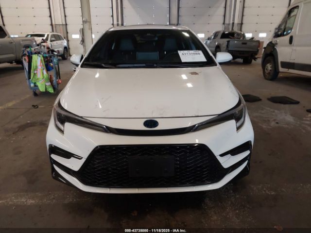 Toyota Corolla Hybrid Se Image 13