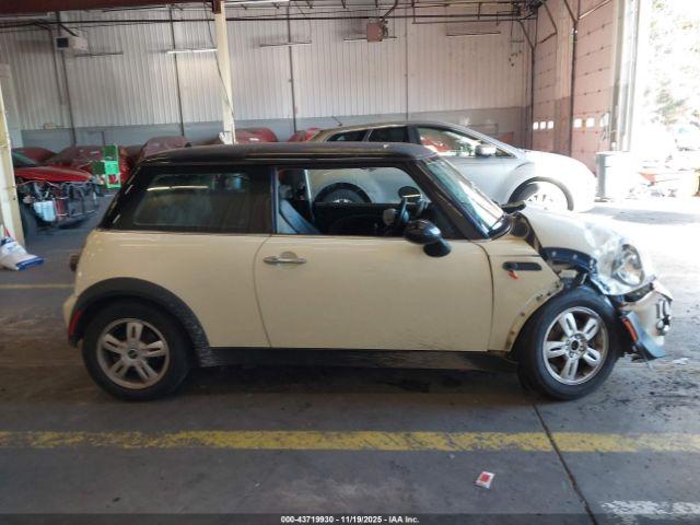 MINI Cooper Image 12