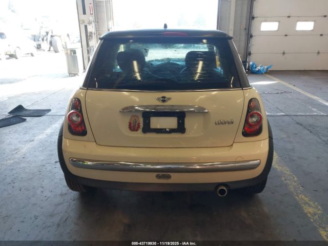 MINI Cooper Image 16