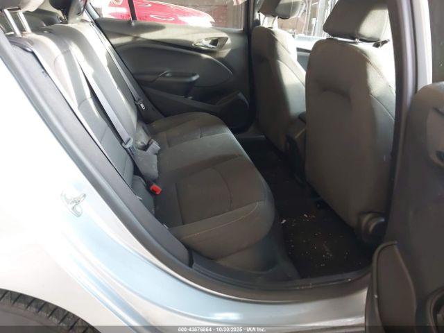 Chevrolet Cruze Ls Auto Image 14