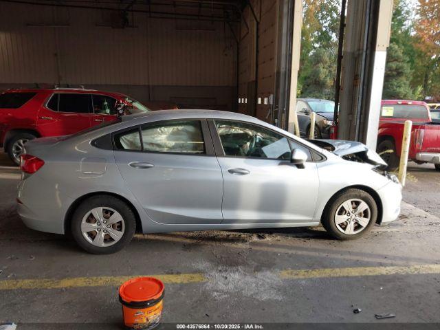 Chevrolet Cruze Ls Auto Image 11