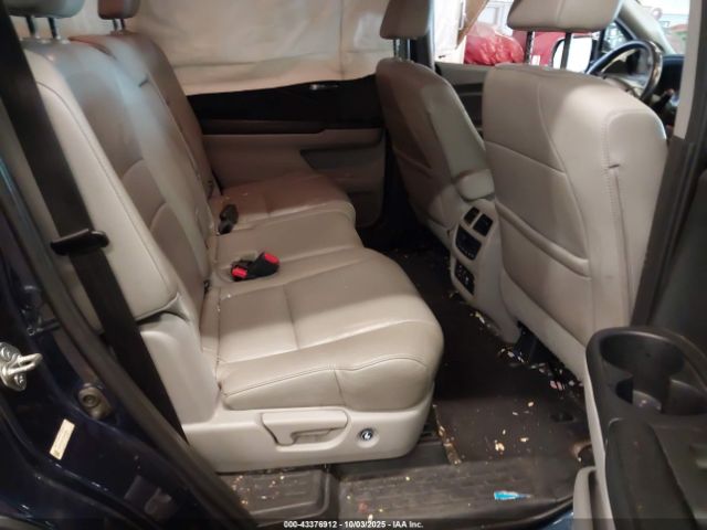 Honda Pilot Touring Image 12