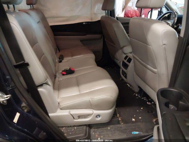 Honda Pilot Touring Image 12