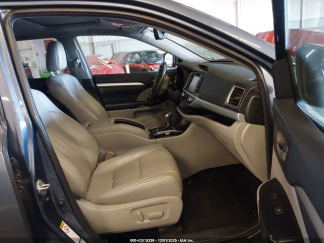 Toyota Highlander Xle Image 5