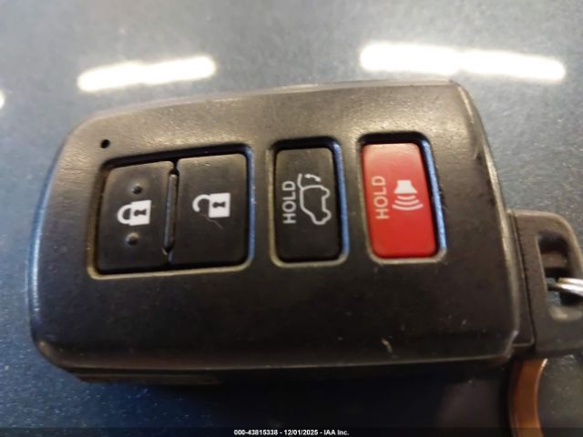 Toyota Highlander Xle Image 13