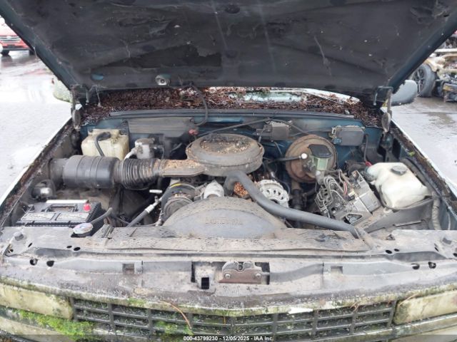 Chevrolet Blazer K1500 Image 13