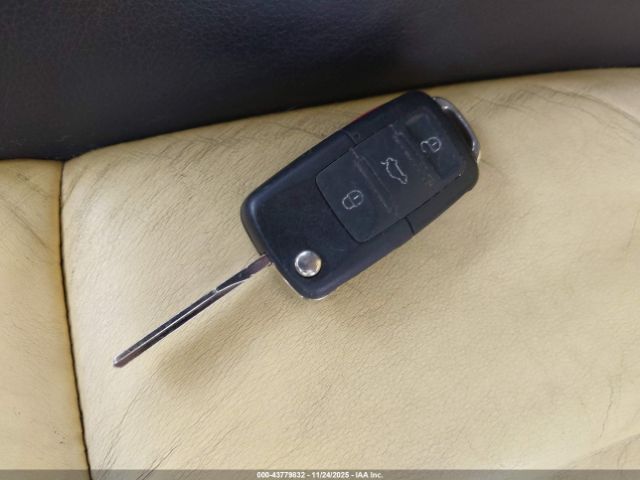 Volkswagen Beetle Gls 1.8l Turbo Image 8