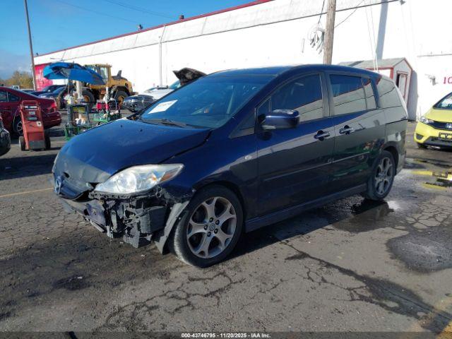 Mazda Mazda5 Touring Image 4