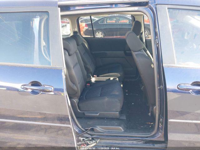 Mazda Mazda5 Touring Image 8