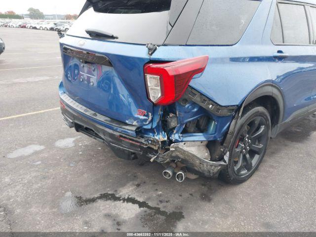 Ford Explorer St Image 13