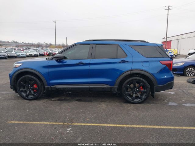 Ford Explorer St Image 10
