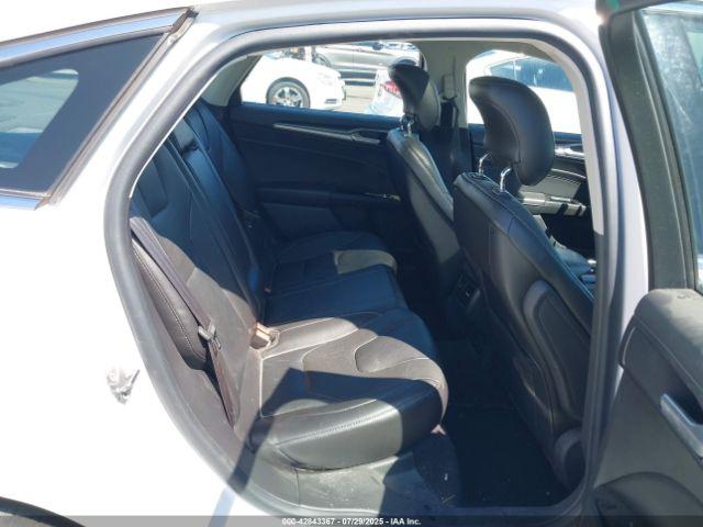 Ford Fusion Titanium Image 3