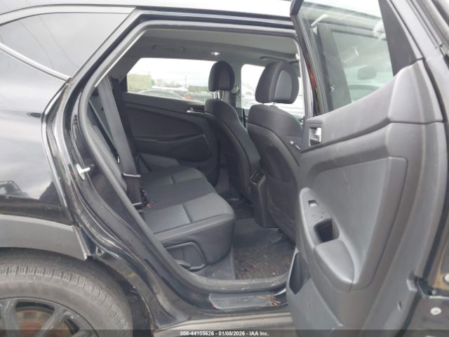 Hyundai TUCSON Night Image 14