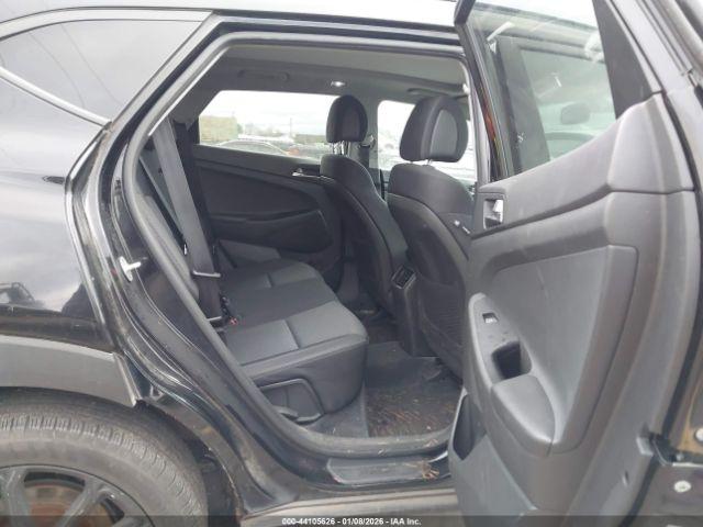 Hyundai TUCSON Night Image 14