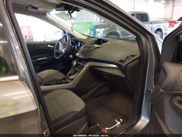 Ford Escape Se Image 2