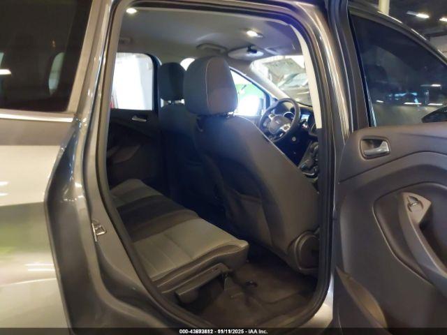 Ford Escape Se Image 8