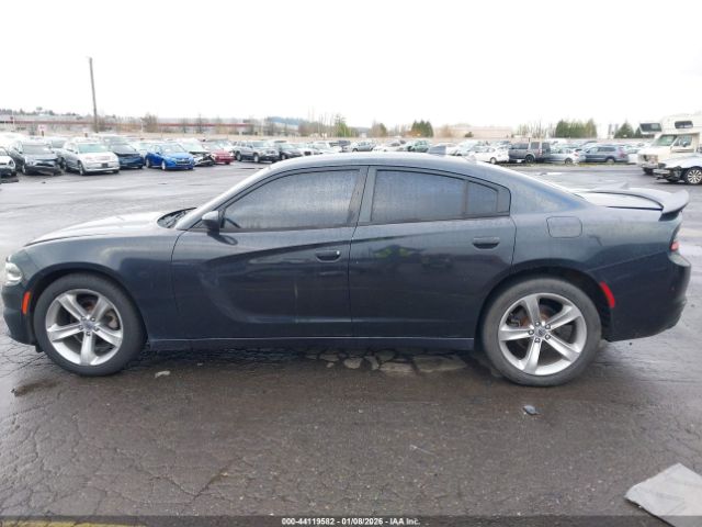 Dodge Charger Sxt Rwd Image 2