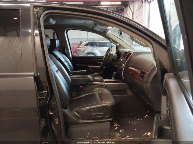 Nissan Armada Platinum Image 12