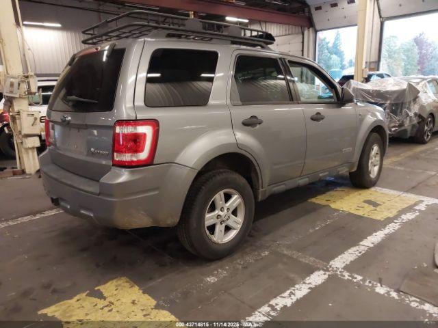 Ford Escape Image 15