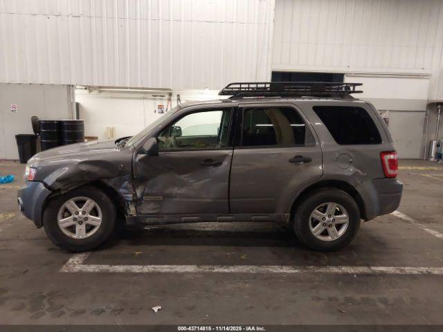 Ford Escape Image 14