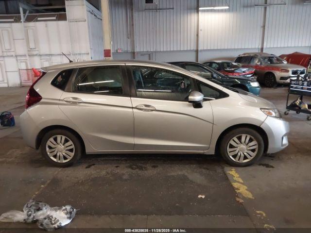 Honda Fit Lx Image 2