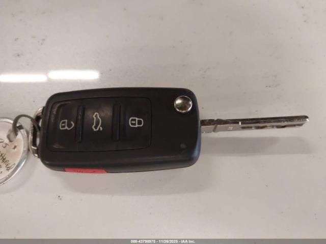 Volkswagen Jetta 2.0l Tdi Image 10