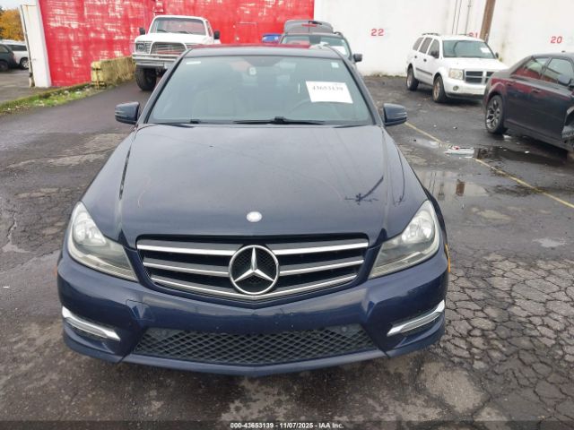 Mercedes-Benz C-Class Sport 4matic Image 13