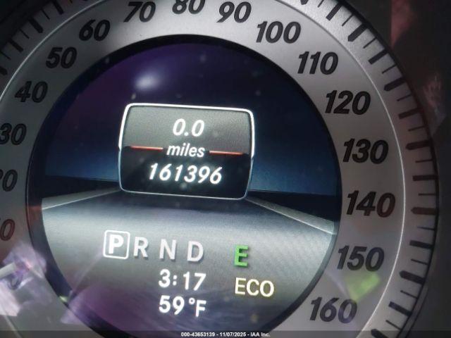 Mercedes-Benz C-Class Sport 4matic Image 11